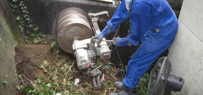 コアボーリング（コアドリリング）